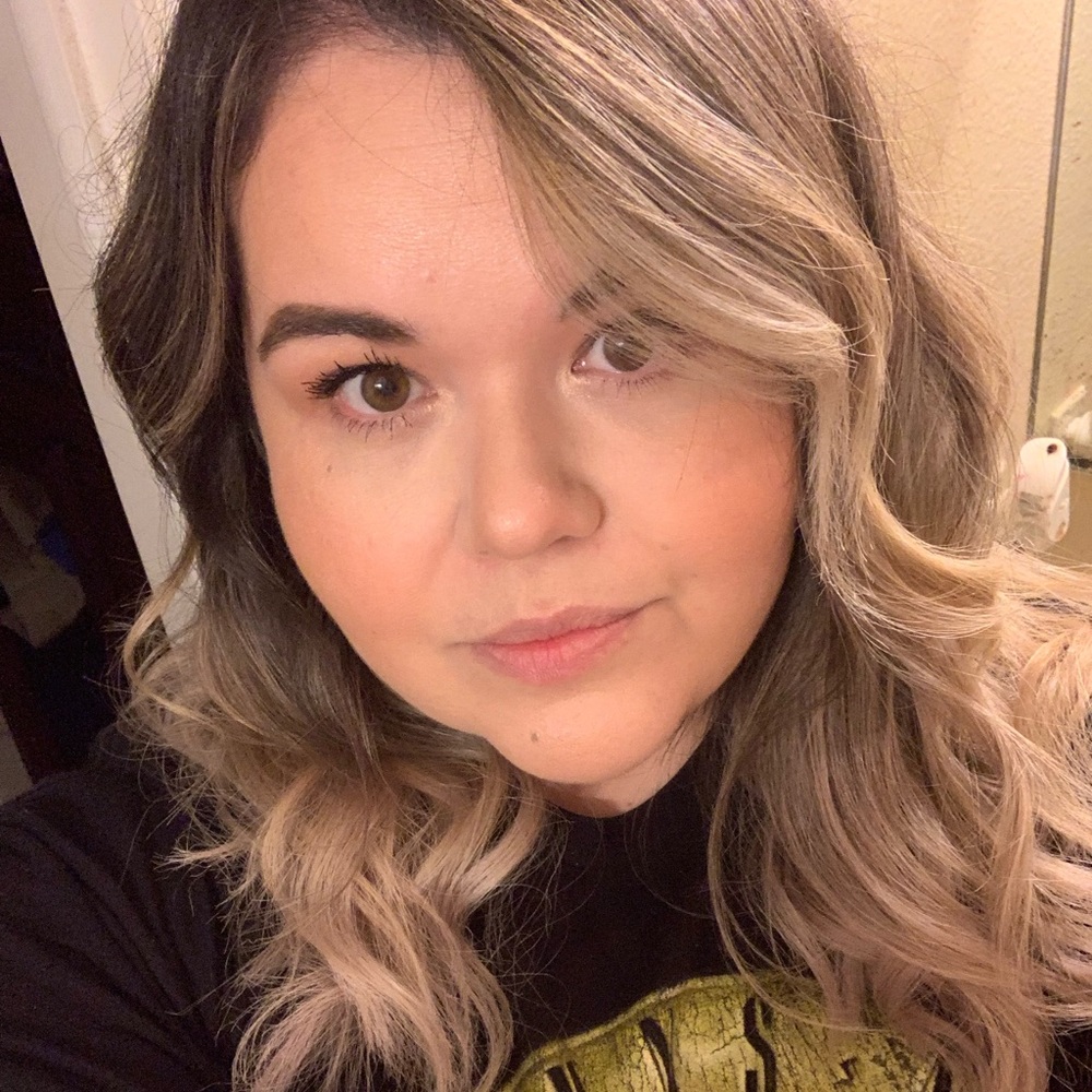 Meet your Posher, Yvonne